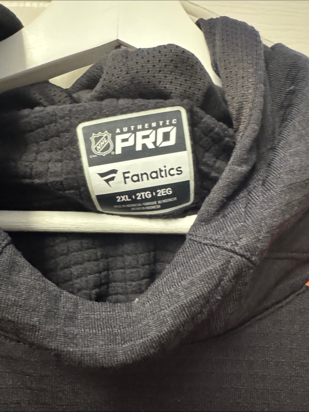 Philadelphia Flyers Black & Orange Hockey Hoodie - Picture 3 of 8